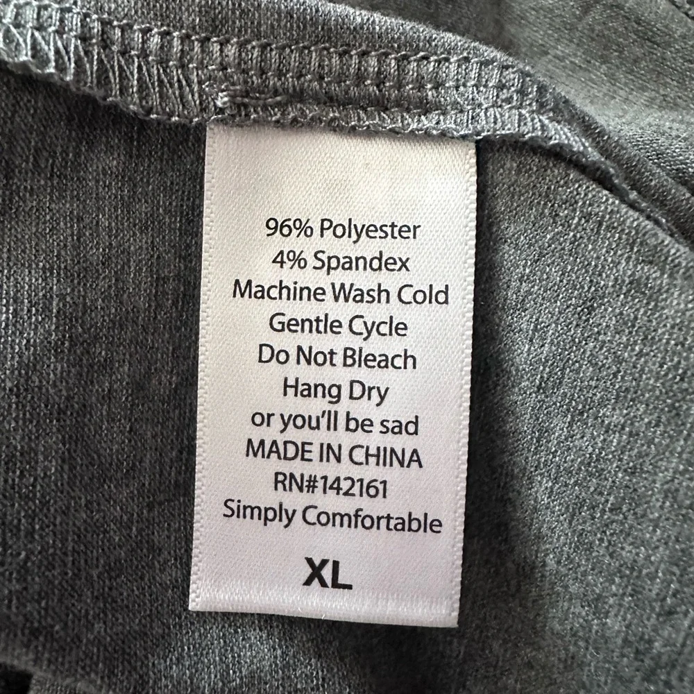 Lularoe Randy Tee - Picture 2 of 2